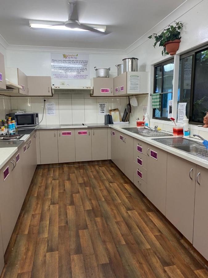 Backpackers By The Bay Hostel Airlie Beach Εξωτερικό φωτογραφία