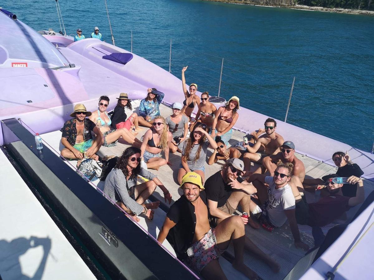 Backpackers By The Bay Hostel Airlie Beach Εξωτερικό φωτογραφία